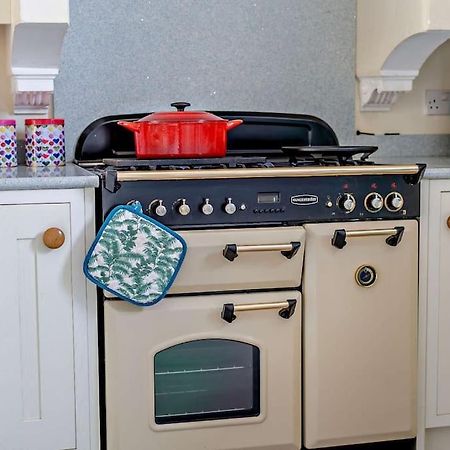 Villa Dizzy Heights Swanage Sleeps 10 With Amazing Views Esterno foto