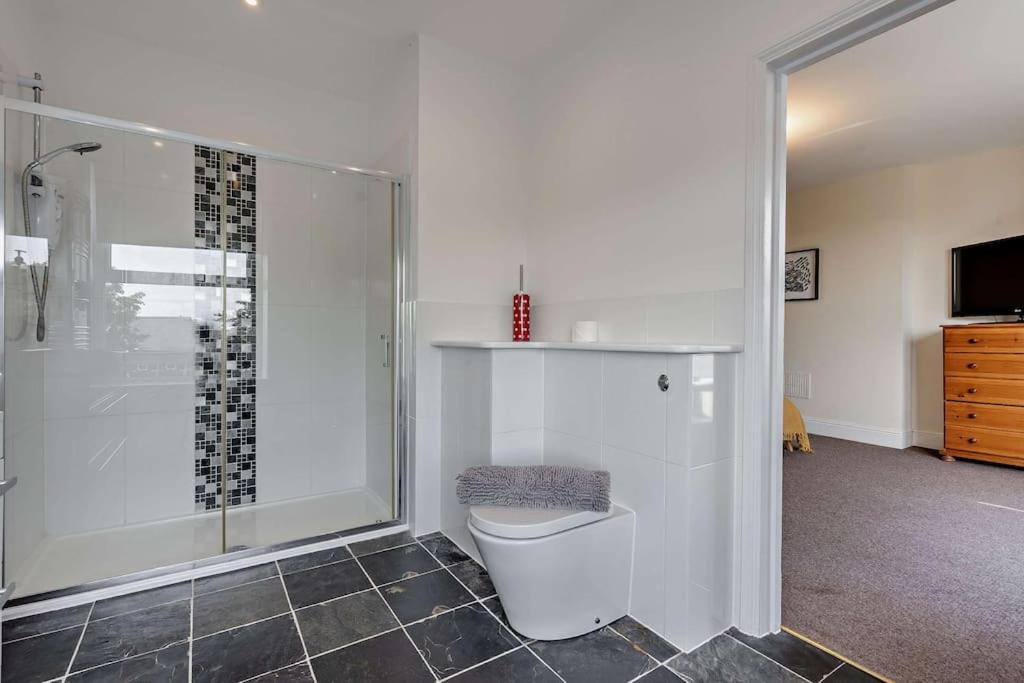 Villa Dizzy Heights Swanage Sleeps 10 With Amazing Views Esterno foto